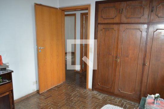 Suíte de apartamento à venda com 3 quartos, 131m² em Vila Mariana, São Paulo