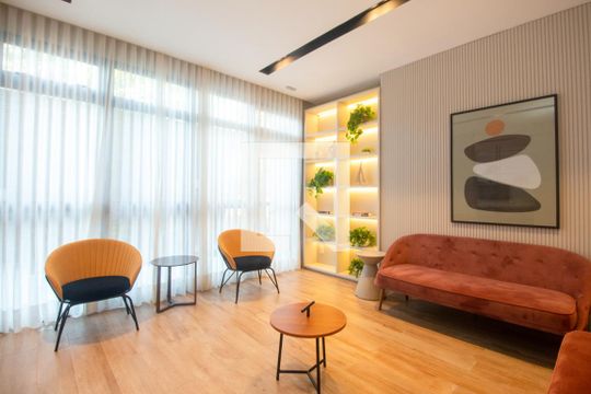 Hall de apartamento para alugar com 1 quarto, 27m² em Campo Belo, São Paulo