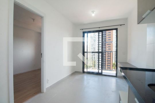Apartamento para alugar com 1 quarto, 27m² em Campo Belo, São Paulo