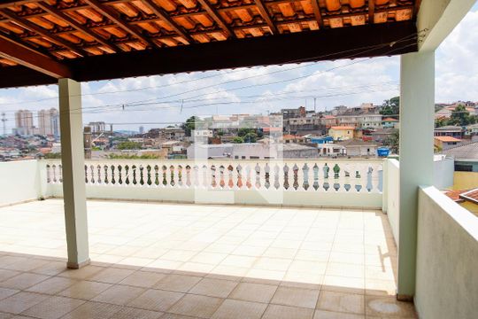 Varanda de casa à venda com 5 quartos, 321m² em Jardim D’abril, Osasco