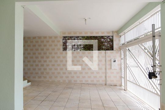 Garagem de casa à venda com 5 quartos, 321m² em Jardim D’abril, Osasco