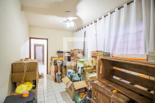 Sala de casa para alugar com 3 quartos, 182m² em Veloso, Osasco