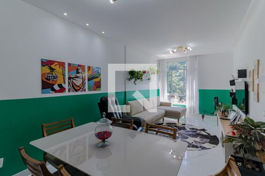 Sala de apartamento à venda com 3 quartos, 90m² em Copacabana, Rio de Janeiro