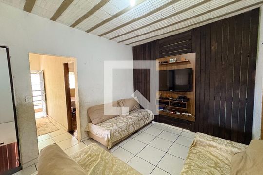 Casa à venda com 3 quartos, 305m² em Industrial, Contagem