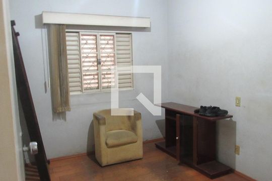 Quarto de casa à venda com 3 quartos, 175m² em Vila Itapura, Campinas