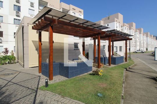 Área comum de apartamento para alugar com 2 quartos, 49m² em Taquara, Rio de Janeiro