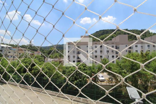 Quarto 1 - Vista de apartamento para alugar com 2 quartos, 49m² em Taquara, Rio de Janeiro