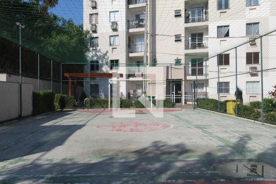 Área comum - Quadra de apartamento para alugar com 2 quartos, 49m² em Taquara, Rio de Janeiro