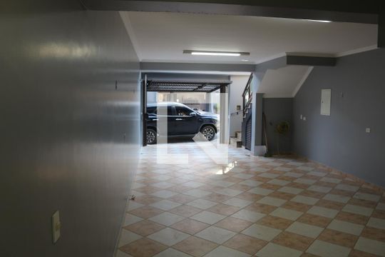 Garagem de casa à venda com 3 quartos, 253m² em Santa Maria, São Caetano do Sul