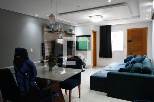 Casa de Condomínio à venda com 3 quartos, 217m² em Vila Bertioga, São Paulo