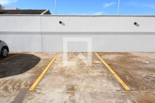 Garagem de apartamento para alugar com 2 quartos, 50m² em Mansões Santo Antônio, Campinas