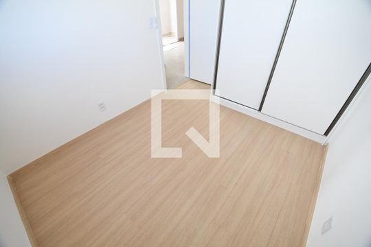 Quarto 1 de apartamento para alugar com 2 quartos, 50m² em Mansões Santo Antônio, Campinas