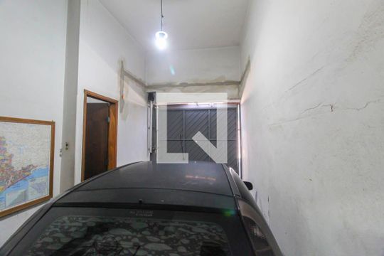 Garagem 2 de casa à venda com 3 quartos, 230m² em Jardim Imperador (zona Leste), São Paulo