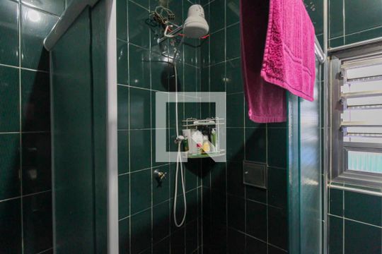 Banheiro  de casa à venda com 3 quartos, 230m² em Jardim Imperador (zona Leste), São Paulo
