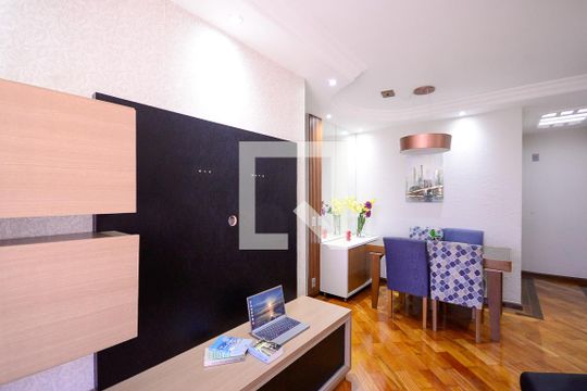 Sala de apartamento para alugar com 3 quartos, 65m² em Vila Vera, São Paulo