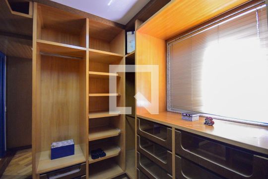 Closet da Suíte de apartamento para alugar com 3 quartos, 65m² em Vila Vera, São Paulo