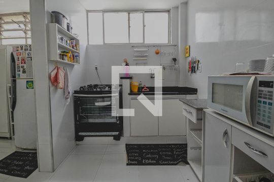 Cozinha de apartamento para alugar com 3 quartos, 150m² em Federação, Salvador