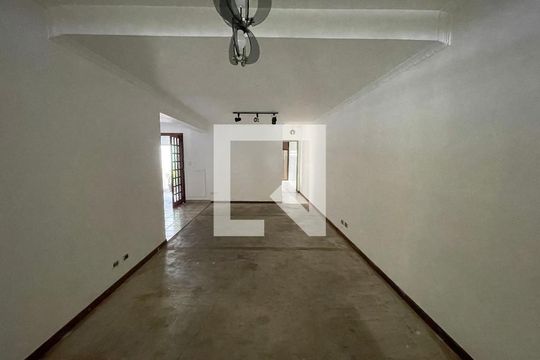 Sala de casa à venda com 3 quartos, 172m² em Instituto de Previdencia, São Paulo