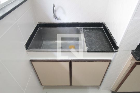 Cozinha e Área de Serviço de apartamento para alugar com 3 quartos, 100m² em Dona Clara, Belo Horizonte