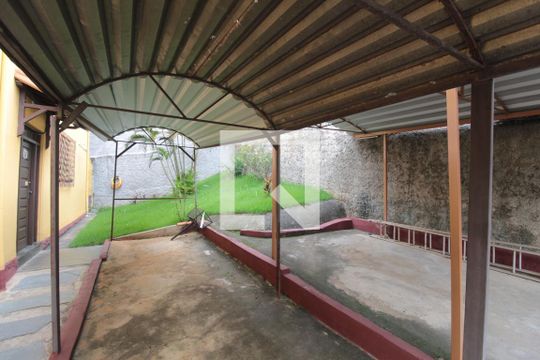 Garagem de apartamento para alugar com 3 quartos, 100m² em Dona Clara, Belo Horizonte