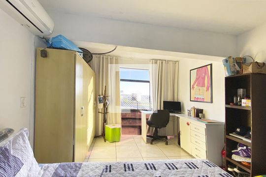 Quarto de apartamento para alugar com 1 quarto, 49m² em Centro, São Leopoldo