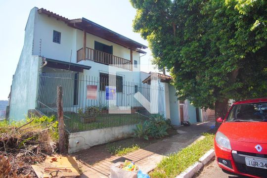 Fachada de casa à venda com 4 quartos, 296m² em São Jorge, Novo Hamburgo