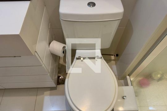 Banheiro da Suíte de apartamento à venda com 3 quartos, 138m² em Recreio dos Bandeirantes, Rio de Janeiro