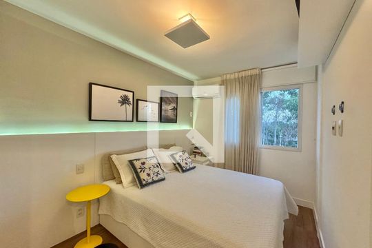 Suíte de apartamento à venda com 3 quartos, 138m² em Recreio dos Bandeirantes, Rio de Janeiro