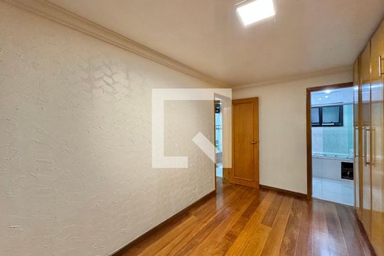 Suíte de apartamento à venda com 3 quartos, 180m² em Recreio dos Bandeirantes, Rio de Janeiro