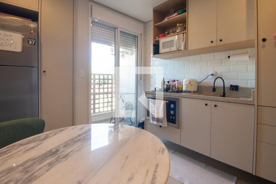 Cozinha de apartamento à venda com 1 quarto, 27m² em Chácara Santo Antônio (zona Sul), São Paulo