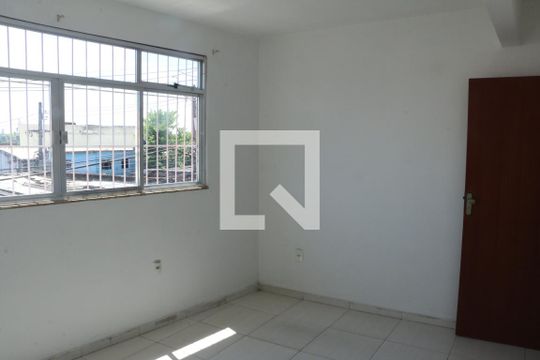 Quarto 2 de apartamento para alugar com 2 quartos, 120m² em Floresta, Nova Iguaçu