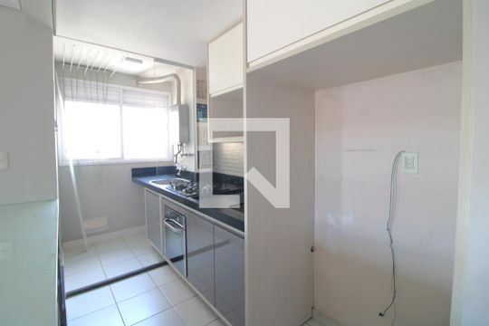 Cozinha de apartamento à venda com 3 quartos, 62m² em Vila Inglesa, São Paulo