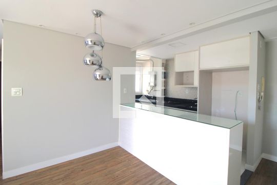 Banheiro de apartamento à venda com 3 quartos, 62m² em Vila Inglesa, São Paulo