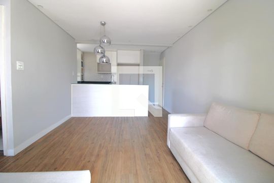 Sala  de apartamento à venda com 3 quartos, 62m² em Vila Inglesa, São Paulo