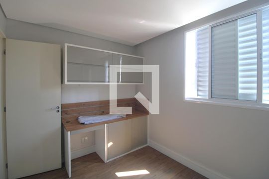 Quarto 1 de apartamento à venda com 3 quartos, 62m² em Vila Inglesa, São Paulo