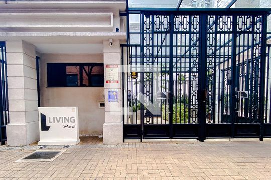 Fachada de apartamento à venda com 3 quartos, 72m² em Cambuci, São Paulo