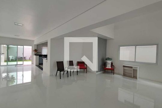 Casa de Condomínio para alugar com 4 quartos, 333m² em Swiss Park, Campinas