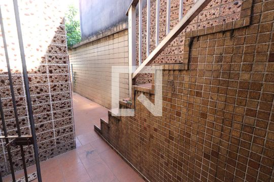 Área de Serviço (casa 2) de casa à venda com 3 quartos, 510m² em Vila Carrão, São Paulo