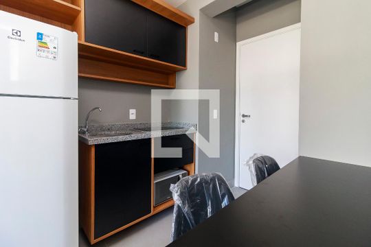 Studio de kitnet/studio para alugar com 1 quarto, 24m² em Santo Amaro, São Paulo