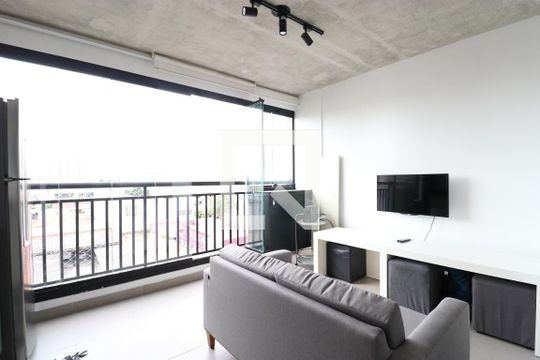 Studio de kitnet/studio para alugar com 1 quarto, 29m² em Bom Retiro, São Paulo