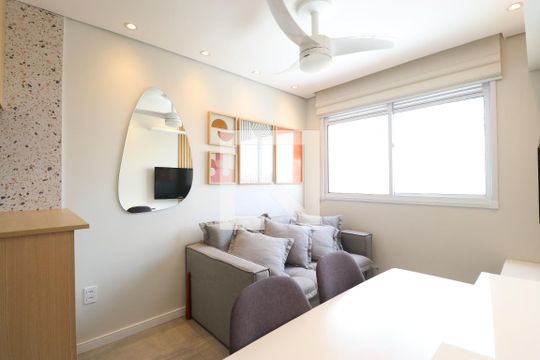Sala de apartamento para alugar com 1 quarto, 28m² em Vila Romana, São Paulo