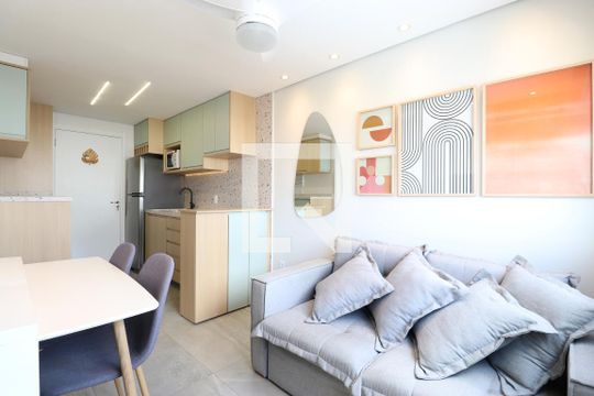 Sala de apartamento para alugar com 1 quarto, 28m² em Vila Romana, São Paulo