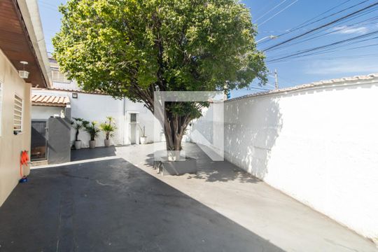 Quintal de casa à venda com 3 quartos, 130m² em Engenheiro Goulart, São Paulo