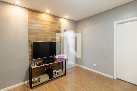 Sala de casa à venda com 3 quartos, 130m² em Engenheiro Goulart, São Paulo