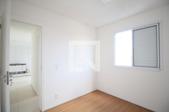 Quarto 1 de apartamento para alugar com 2 quartos, 42m² em Parque Reboucas, São Paulo