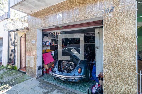 Garagem de casa à venda com 5 quartos, 250m² em Jardim Odete, São Paulo