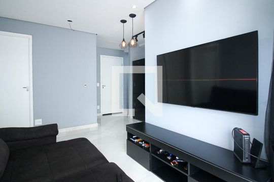 Sala de apartamento à venda com 2 quartos, 42m² em Sítio da Figueira, São Paulo
