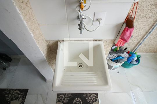 Área de Serviço de apartamento à venda com 2 quartos, 42m² em Sítio da Figueira, São Paulo