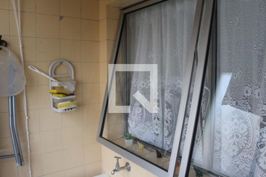 Área de Serviço de apartamento para alugar com 1 quarto, 60m² em Santo Antônio, São Caetano do Sul