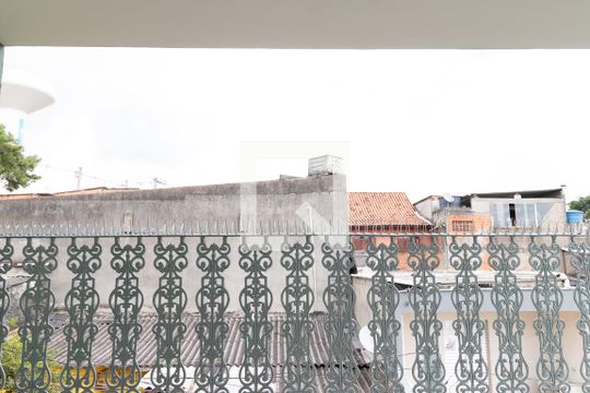 Vista da Suíte de casa à venda com 3 quartos, 200m² em Vila Paranagua, São Paulo